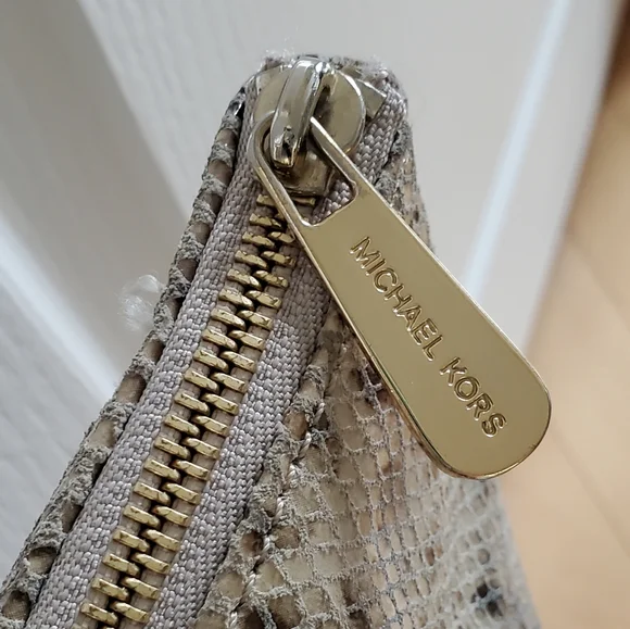 MK Python Tote - Picture 8 of 15